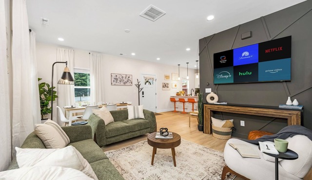 Brand-New 3br Modern Home, Game Room, Quiet & friendly, Close to everything