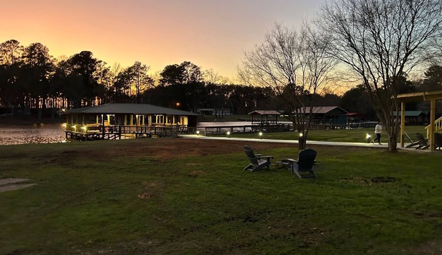 Cabin on the Lake - Private launch and boat house - Recently Updated!