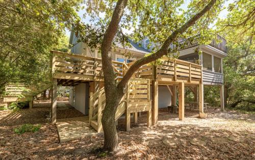 Casa La Playa - Duck, Sanderling, Lakefront, 160 Yards to the Beach, Community Pool, Pets OK