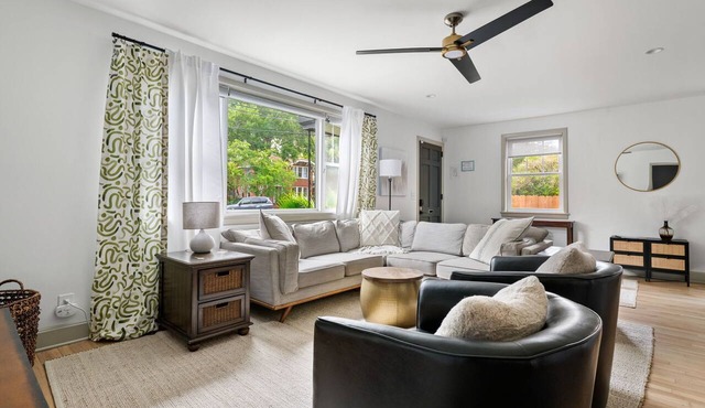 Casa Luna | Downtown | Hampton Park