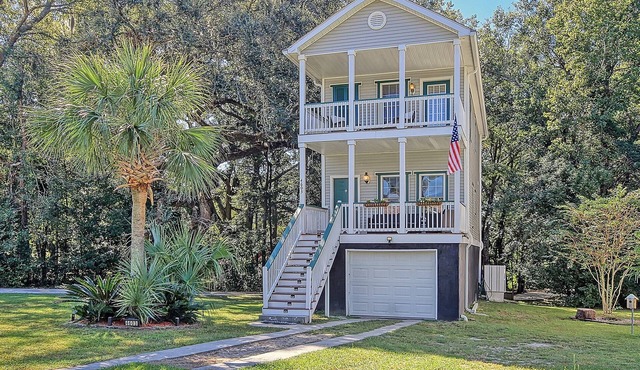 Centrally located to Charleston’s best!