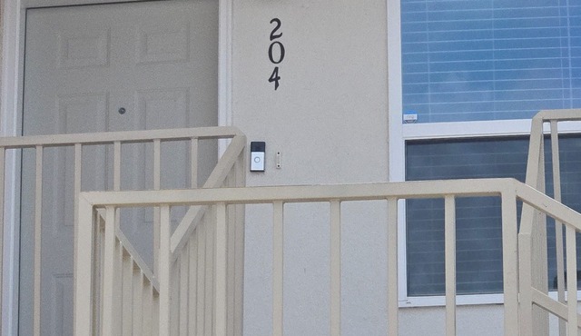 Charming 2-bedroom condo in fabulous Eagle Pass with AC, WiFi. in Eagle Pass