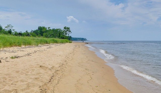 Charming Kent Island Getaway w/ Private Beach