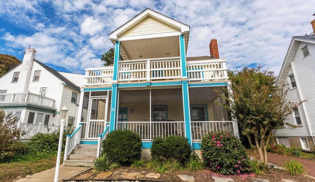 Charming Ocean Block Beach Cottage w/Screened Porch & Lake Views