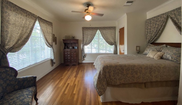 Charming original 1940's home in the heart of downtown Brenham