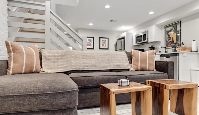 Classy Central DC Bloomingdale 1-BR Getaway
