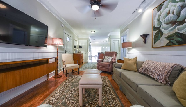Close to UGA and 5 Points Area- Spacious, Open Plan on One-Level