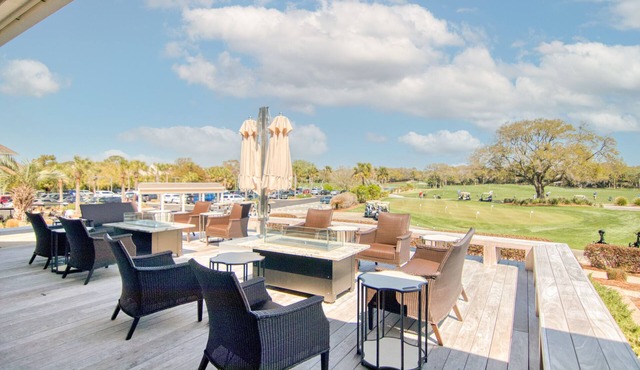 Coastal Comfort – Steps to Pools, Tennis & Beach! - Amenity cards included!