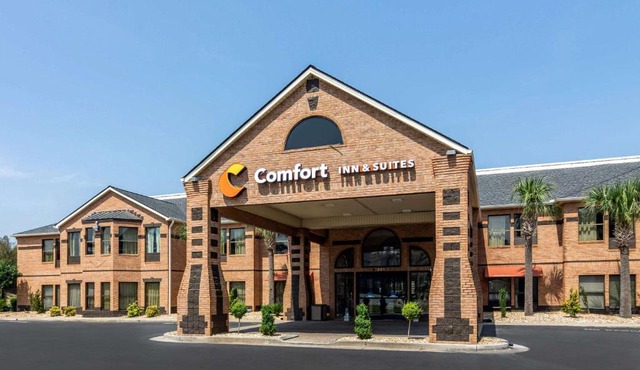 Comfort Inn & Suites Perry National Fairgrounds Area