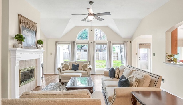 Comfortable Conroe Retreat | Pet Friendly | ~40 Min to NRG Stadium World Cup Games