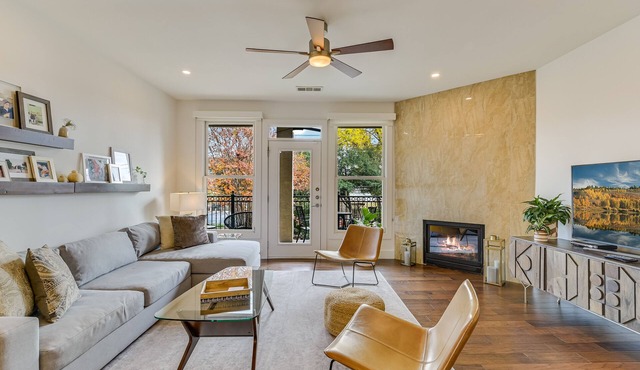 Condo in Austin-near Downtown