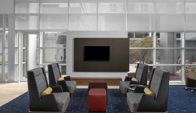 Courtyard by Marriott Atlanta Buckhead