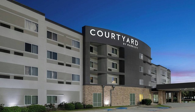 Courtyard by Marriott Houston NW/290 Corridor