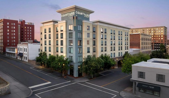 Courtyard by Marriott Wilmington Downtown/Historic District