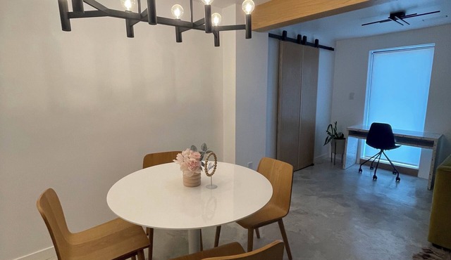 Cozy 1-bedroom basement apartment near DT Raleigh with huge backyard