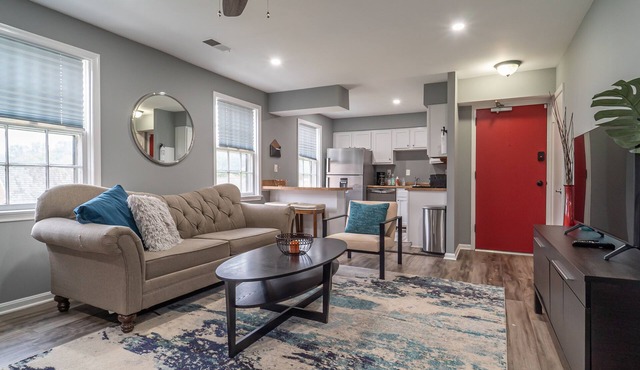 Cozy 1-Bedroom Condo in Hillcrest
