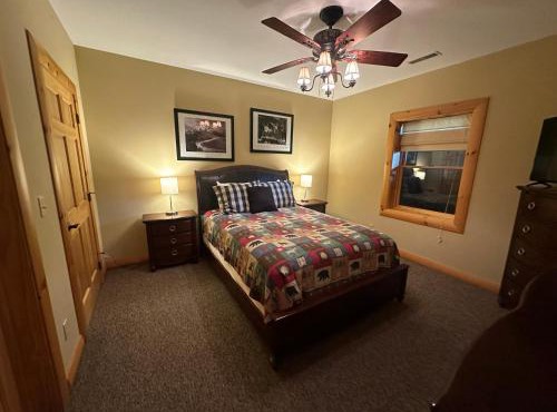 Cozy Bear Chalet