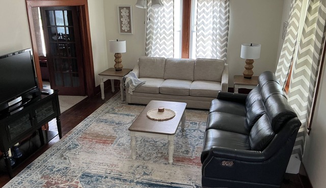 Cozy Cape Cod Home 4 Miles to Hershey Attractions