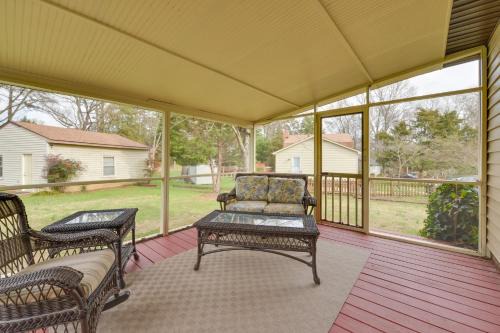 Cozy Home w/Fenced Yard < 1 Mi Downtown Matthews!