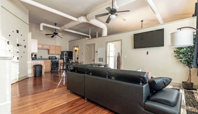 Cozy Loft (B) near the Heart of Clemson🐯