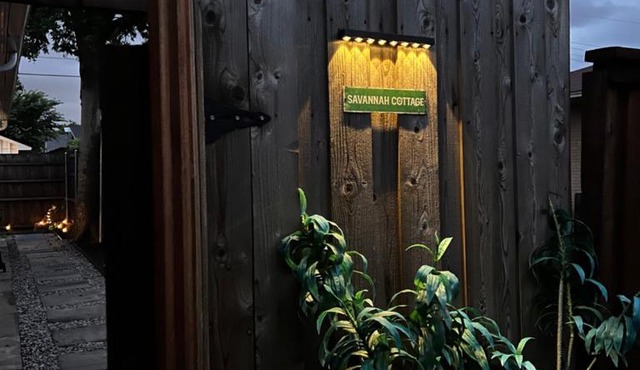 Cozy Studio Near Dallas & Local Attractions