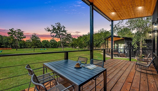 Cozy Tiny Home Escape with Pool, Goats & Firepits near Houston, Hempstead Texas
