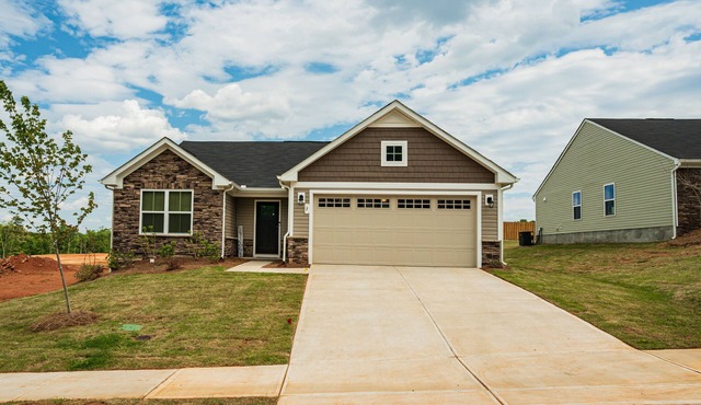 Creekstone Cottage- Monthly Rental 9 mi to DT GVL