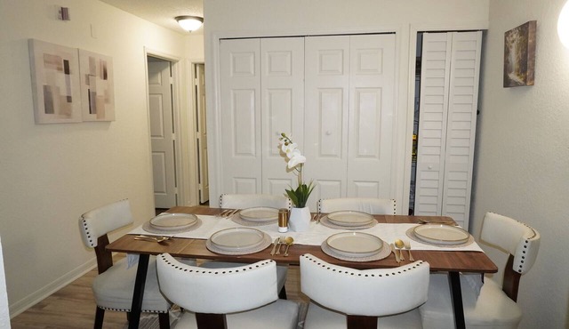 Delightful 2bed-2 bath apartment in Gainesville with tons of amenities.