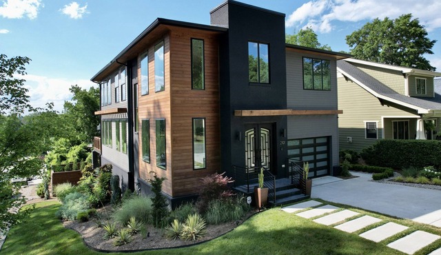 Designer Custom Home w/ Skyline Views
