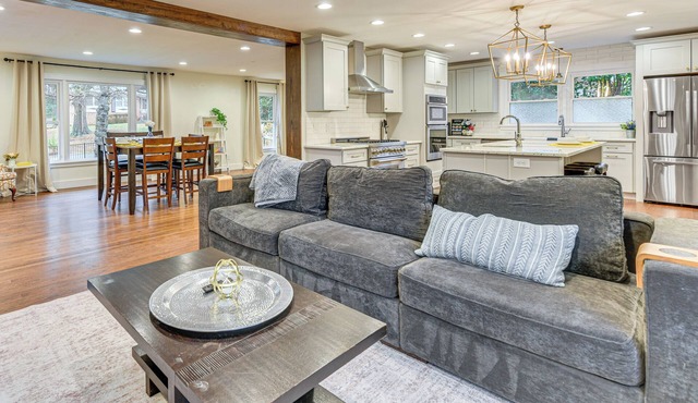 Dog-Friendly Yard, 5 Mi to Uptown: Charlotte Home