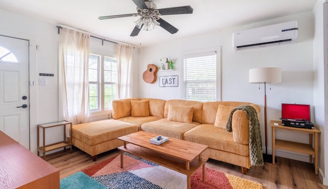 East Austin - Retro Vibes and Charm
