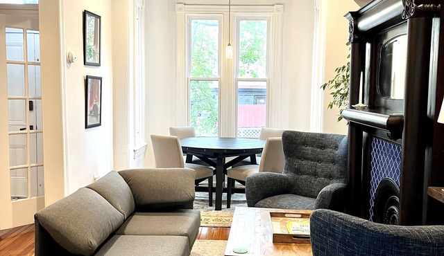 Elegant, Historic Townhouse in Heart of DC