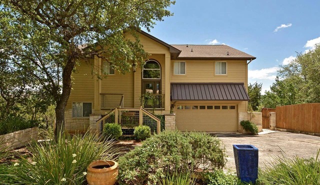 Elegant Lake Austin Retreat | Shared Pool, Hilltop Views & Chef's Kitchen