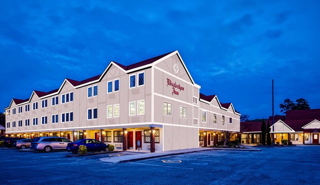 Elizabethan Inn