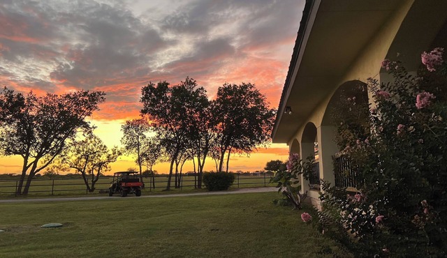 Escape the City for Country Charm within 20 miles of downtown Austin and Airport