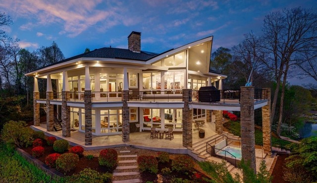 Exclusive Semi-Private Island Estate on Lake Norman - Sleeps 22, Hot Tub, Private Dock, 2 Game Rooms, Full Bar, Elevator, Chef's Kitchen, 180° Lakefront Views, 2 Acres