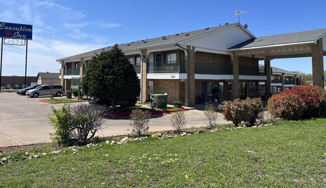 Executive Inn