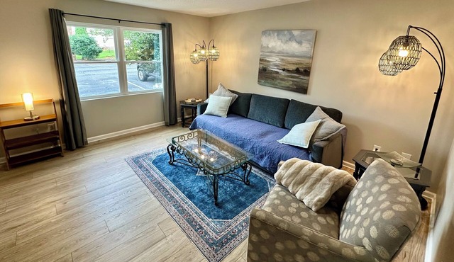 Extended Stay NE Hickory 2 Bed, 1.5 Bath, Workspace, Washer Dryer,