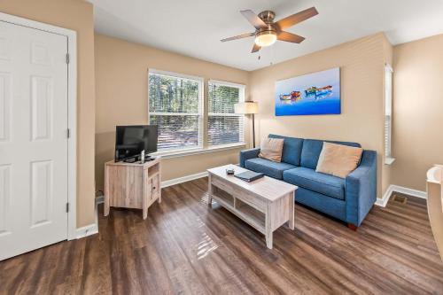 Family-Friendly Condo with Golf Views Pools and River Fun