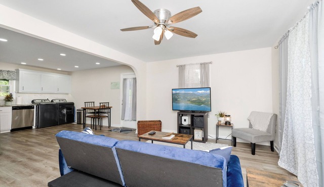 Family Friendly 3-bedroom house in delightful Travelers Rest with AC, WiFi