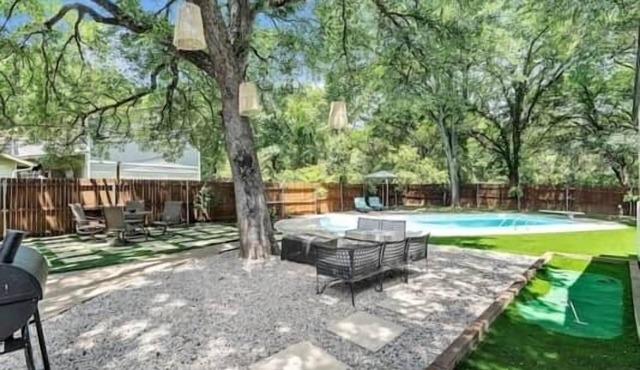 Family Getaway with Pool & Fire Pit