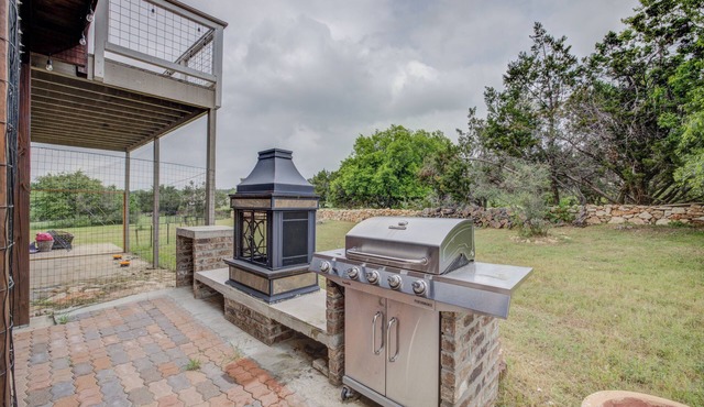 Forest View Loft | Pool | BBQ Newly Renovated