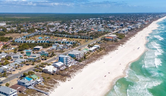 Front Beach Rd Gulf Escape 2BR/2.5BA