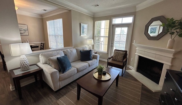 Fully -Furnished Two Bedroom Apartment with Fireplace and Balcony in Alpharetta