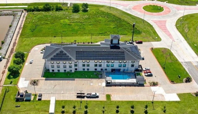 Garner Hotel Norman Universirty Area by IHG