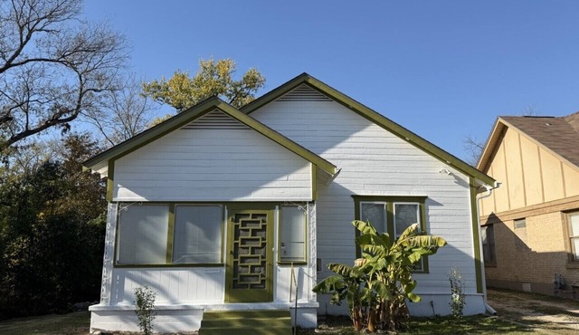 Gathering Place On Columbus Sleeps 8