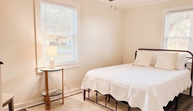 Golden Hollow Cottage - Sleeps 4
