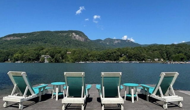Gorgeous lakefront home with mountain sunset views & hot tub!