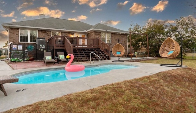Gorgeous! Pool & Lagoon Near Historic Area & Beach