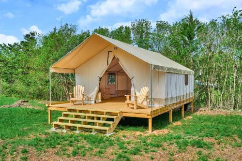 Gorgeous Safari Tent Perfect for an Eco Glamping Getaway in Coldspring, Texas